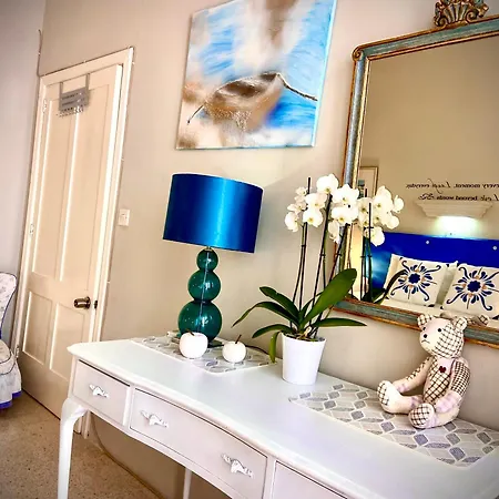 Retro With Pool Xewkija