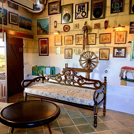 Retro With Pool Сasa de vacaciones *