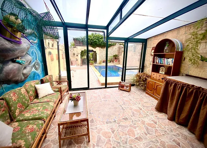 펜션 Retro With Pool 쇼키아