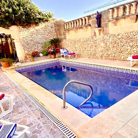Casa de Férias Retro With Pool Xewkija