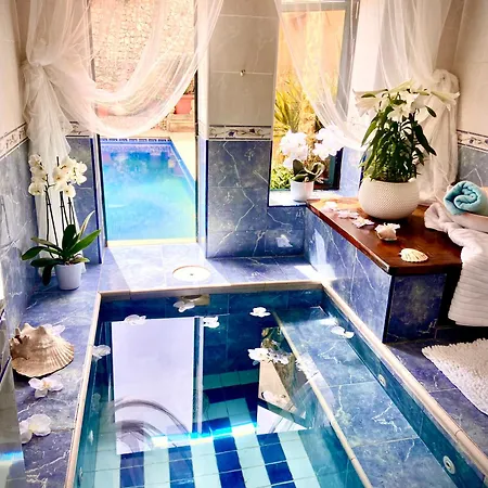 Retro With Pool Casa de Férias Xewkija